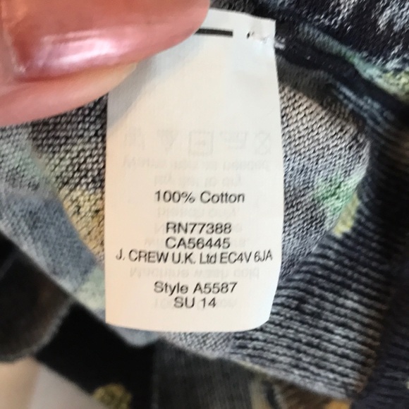 JCrew Navy pineapple sweater - Picture 3 of 4